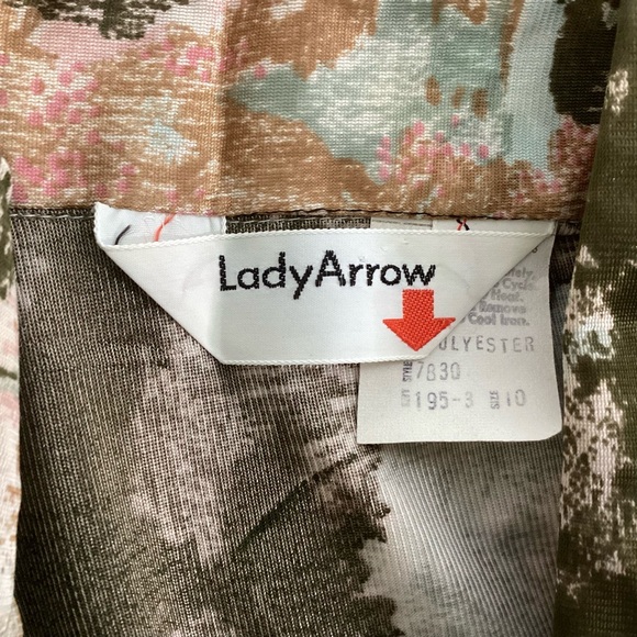 Vintage Lady Arrow Top Forest Scene Dagger Collar 10 - Picture 6 of 7